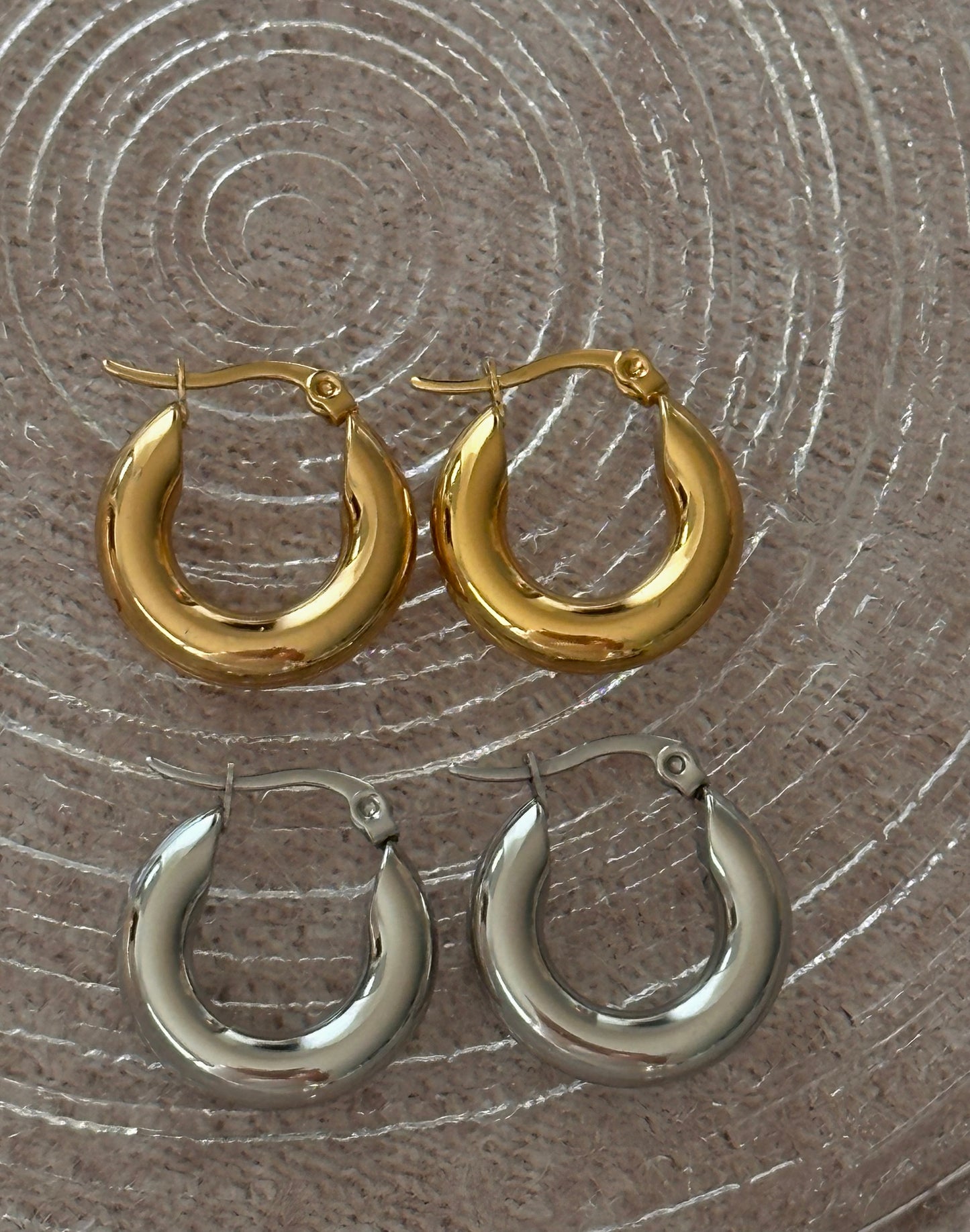 Mini chunky hoops
